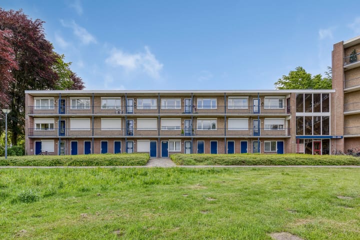 Hertogenlaan 384 in Oosterhout foto