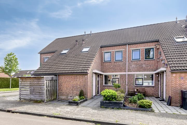 Heslingastins 14 in Leeuwarden foto