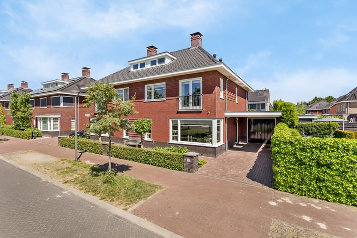 Hesselerbeek 43 in Borne foto