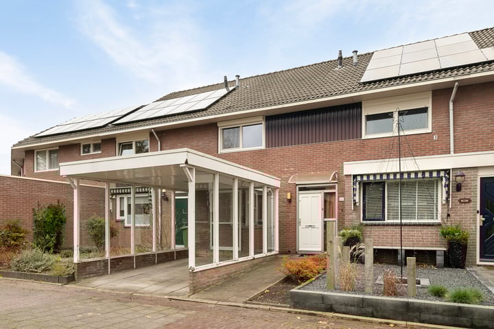 Hesselinklanden 61 in Enschede foto