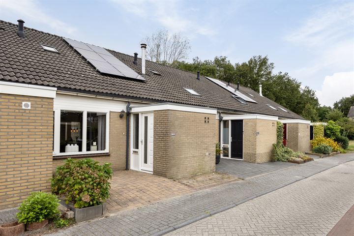 Hesselterbrink 150 in Emmen foto