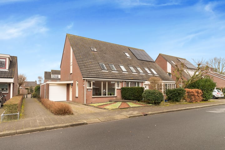 Het Achtkant 12 in Limmen foto