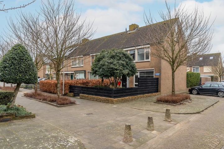 Het Hazenblok 2 in Schoonrewoerd foto