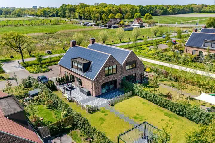 Het Lint 6 in Voorschoten foto