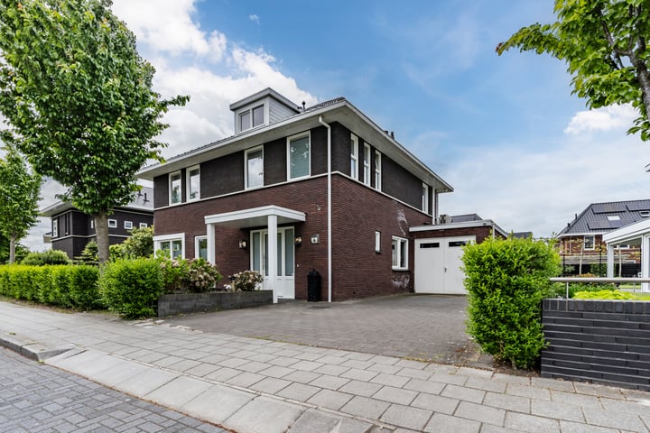 Het Loo 6 in Hoogeveen