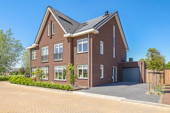 Het Nieuwland 8 in Dodewaard foto