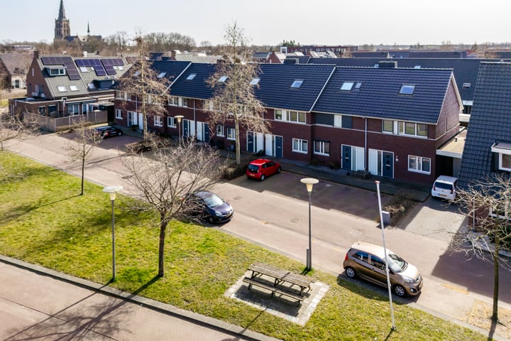 Het Reut 315 in Berghem foto