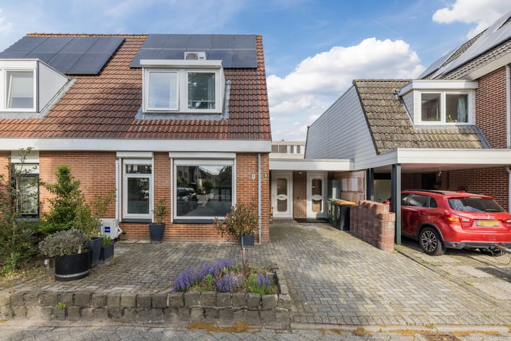 Het Roefje 18 in Hoogeveen foto