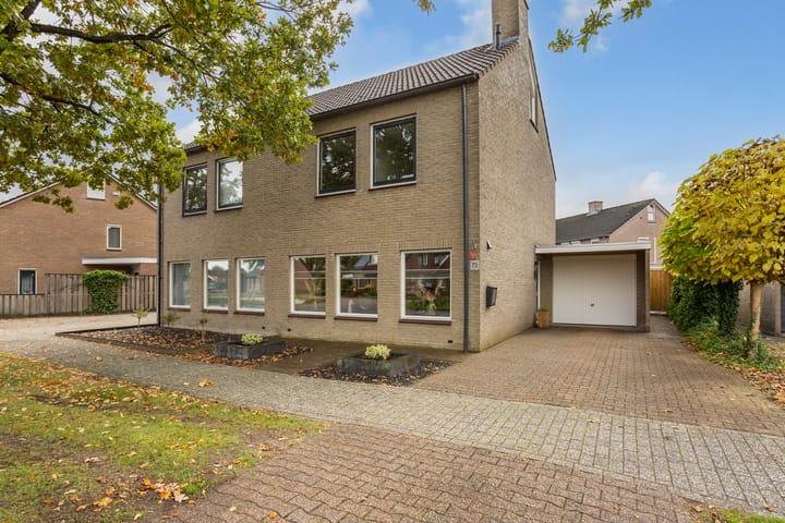 Het Schut 73 in Schoonebeek foto