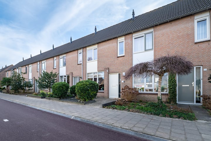 Heulberg 49 in Roosendaal foto