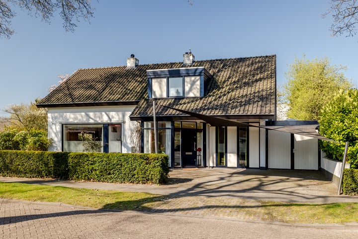 Heusdenhoutseweg 149 in Breda foto