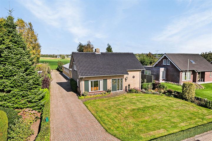 Heusdenseweg 8 in Elshout foto