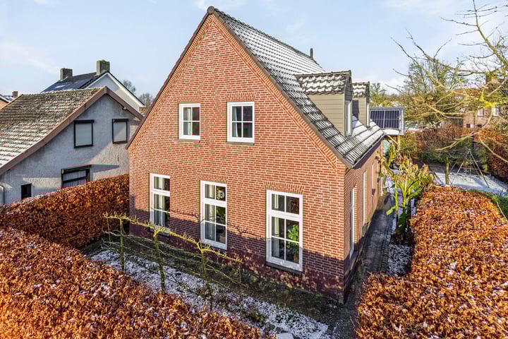 Heuvel 21 in Gemert foto