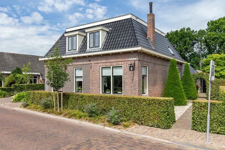 Heuvelenweg 45a in Dwingeloo foto