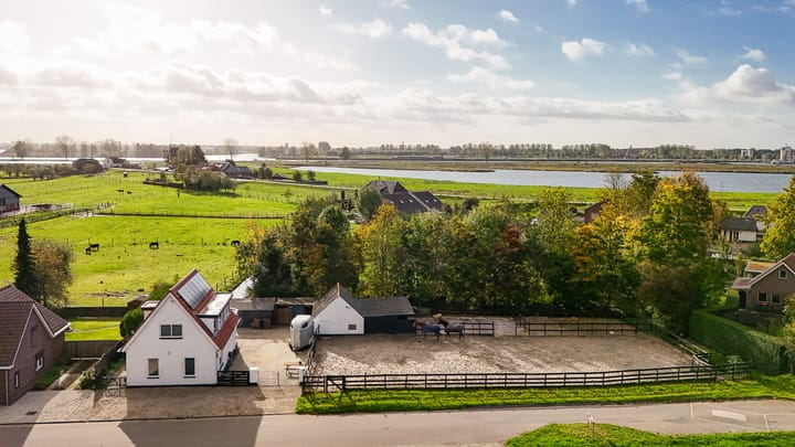 Heuvelstraat 27 in Alphen foto