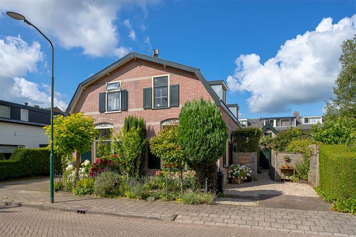Heuvelweg 15 in Soest foto