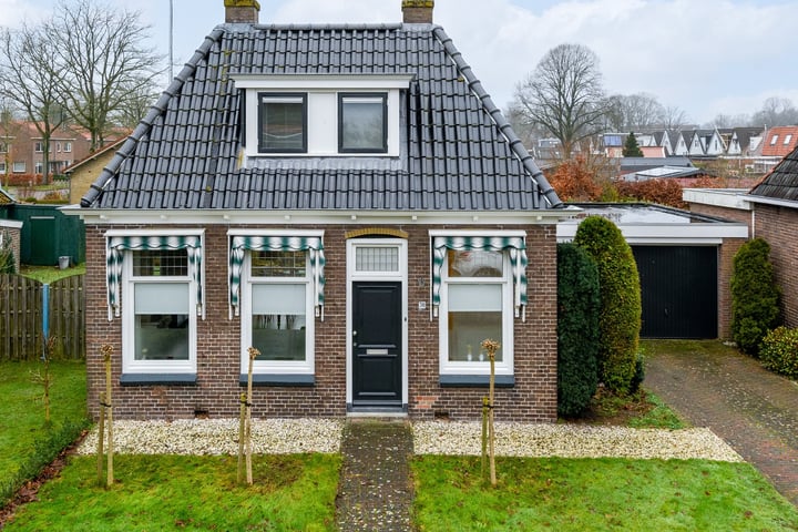 Hobbe van Baerdtstraat 38 in Joure foto