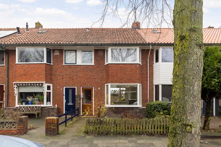 Hobbemastraat 48 in Leeuwarden foto