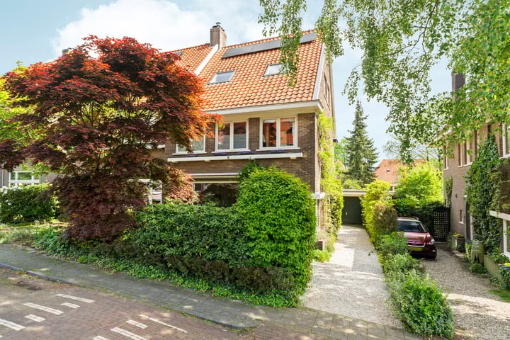 Hobbemastraat 9 in Arnhem foto