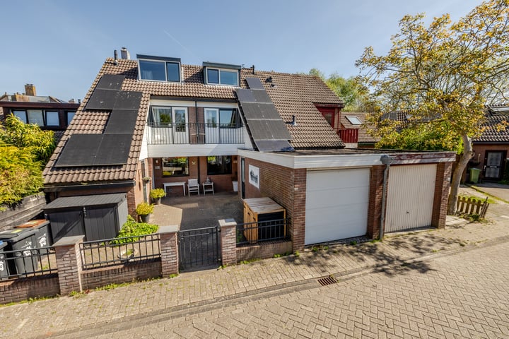 Hoefblad 88 in Purmerend foto