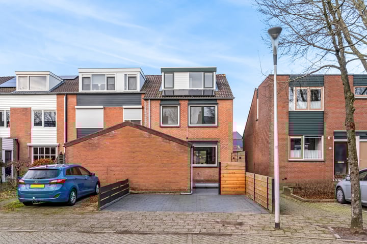 Hoefbladhof 48 in Houten foto