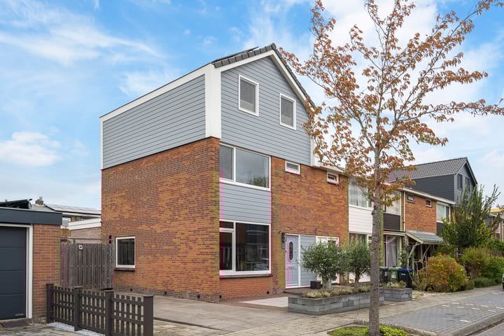 Hoefbladstraat 20 in Krommenie foto