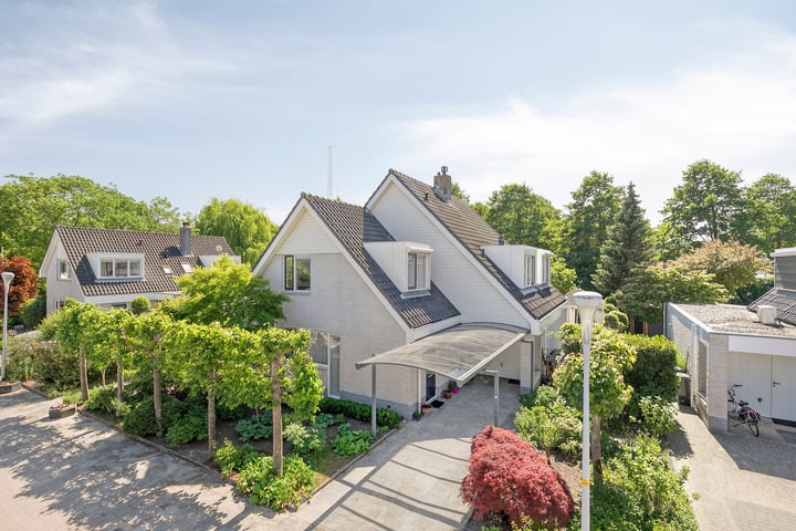 Hoefbladstraat 6 in Nieuw-Vennep foto