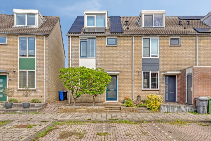 Hoefslag 15 in Kamerik foto