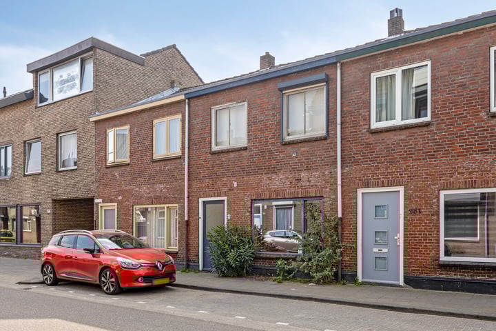 Hoefstraat 233 in Tilburg foto