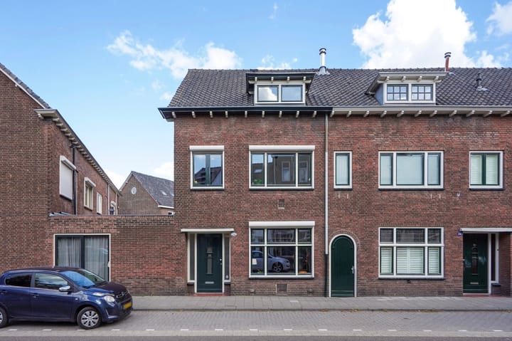 Hoefstraat 252 in Tilburg foto
