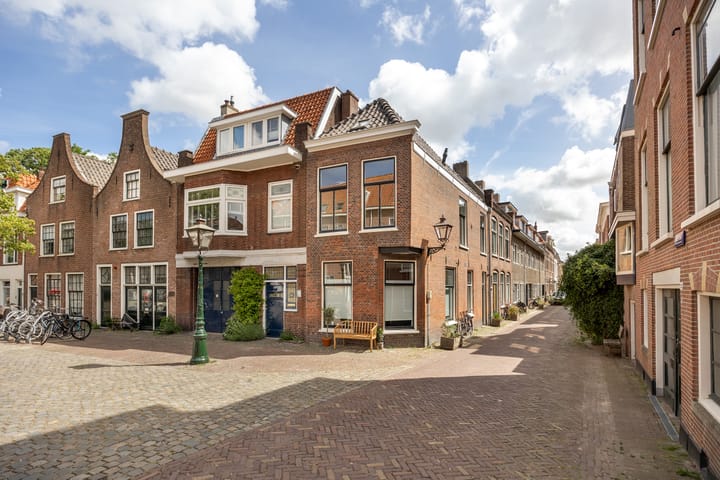 Hoefstraat 26B in Leiden foto