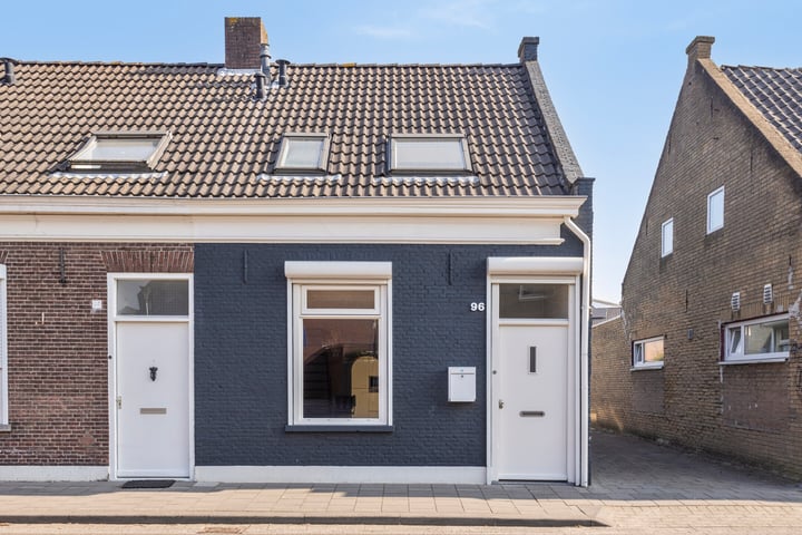Hoefstraat 96 in Tilburg foto