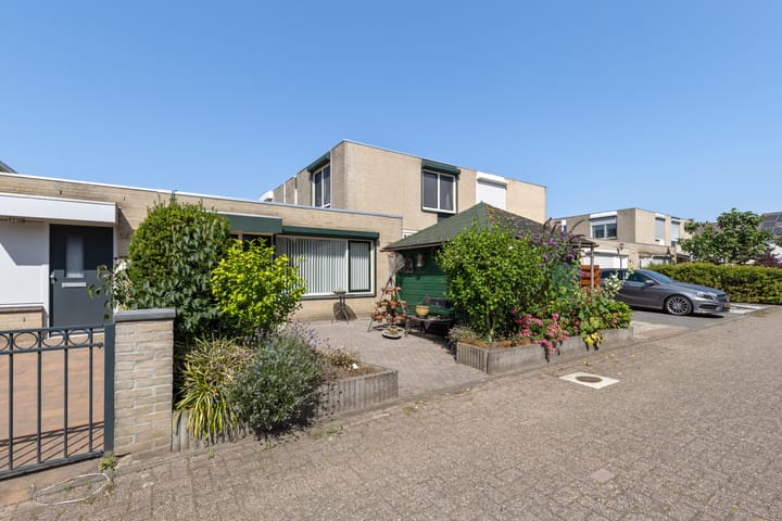 Hoenderberg 16 in Roosendaal foto