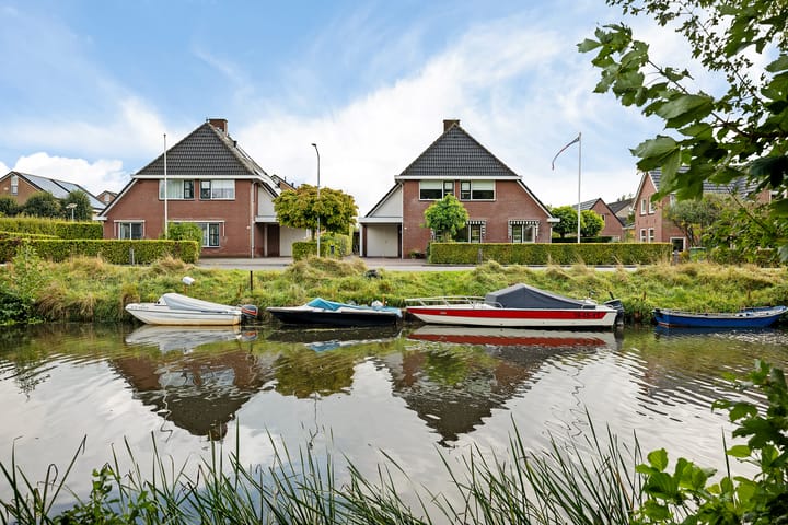 Hoendiep Oostzijde 37 in Briltil