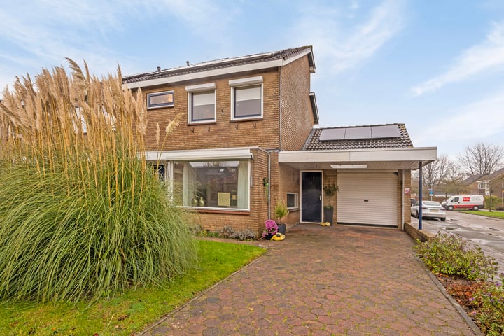 Hoevenhoek 24 in Wijhe foto