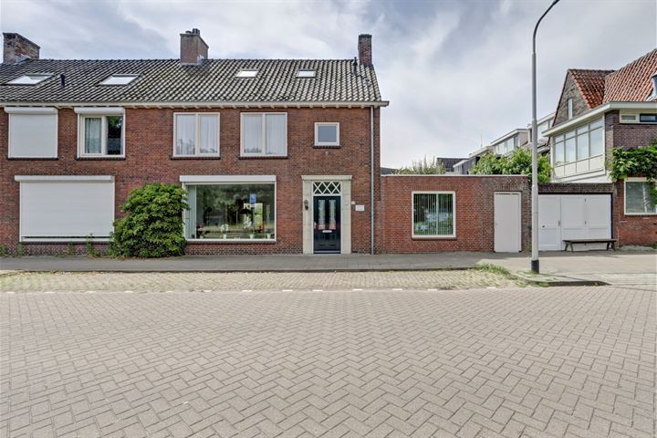 Hoevensekanaaldijk 93 in Tilburg foto