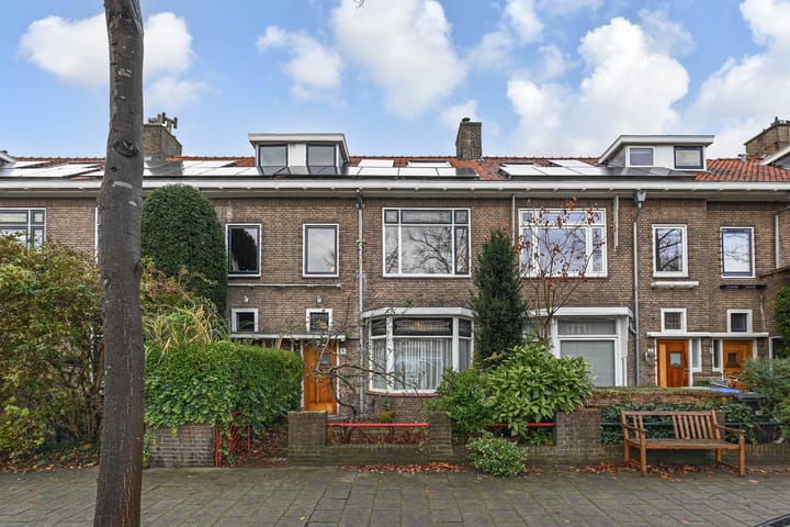 Hof van Delftlaan 8 in Delft
