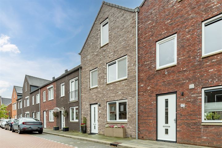 Hof van Voorvliet 41 in Linschoten foto