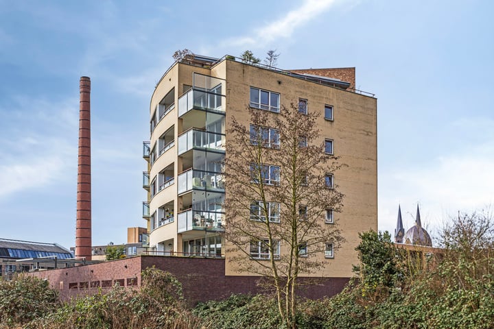 Hofdael 96 in Geldrop foto
