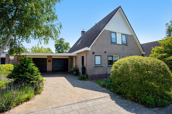 Hofkesland 12 in Andijk foto