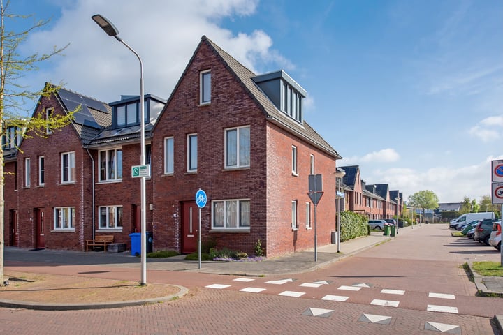 Hoflandendreef 4 in Delft
