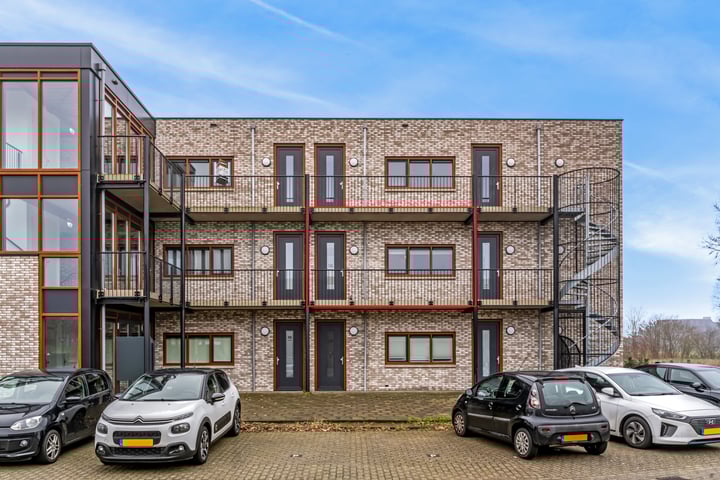 Hofspoor 16 in Houten foto