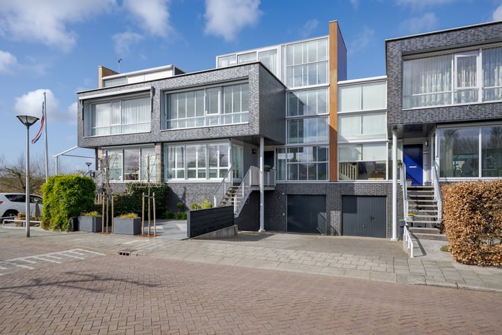 Hofvliet 164 in Voorschoten foto