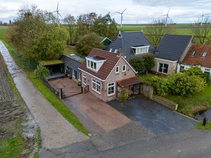 Hoge Herenweg 12 in Marrum