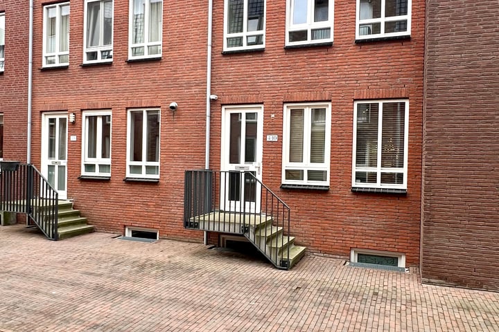 Hoge Rijndijk 4-10 in Woerden foto