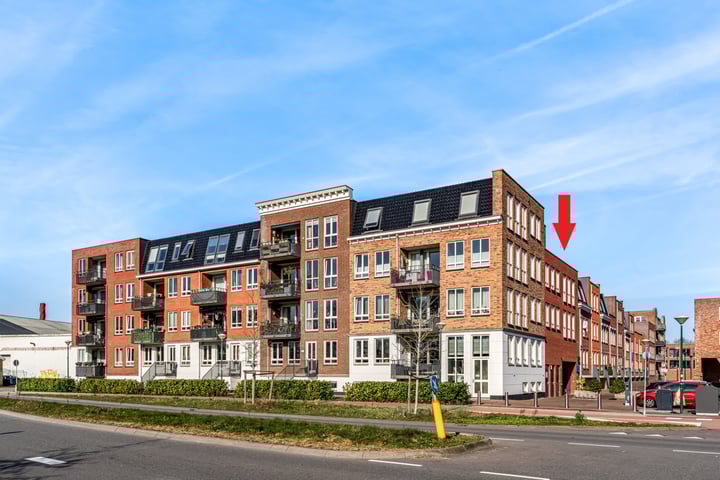 Hoge Rijndijk 4-69 in Woerden foto