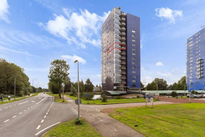 Hoge Vijver 31 in Krimpen aan den IJssel foto