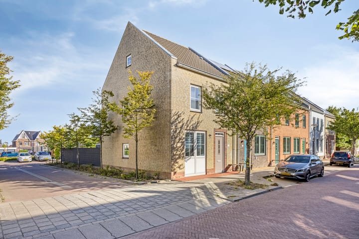 Hoge Weere 100 in Zwaag
