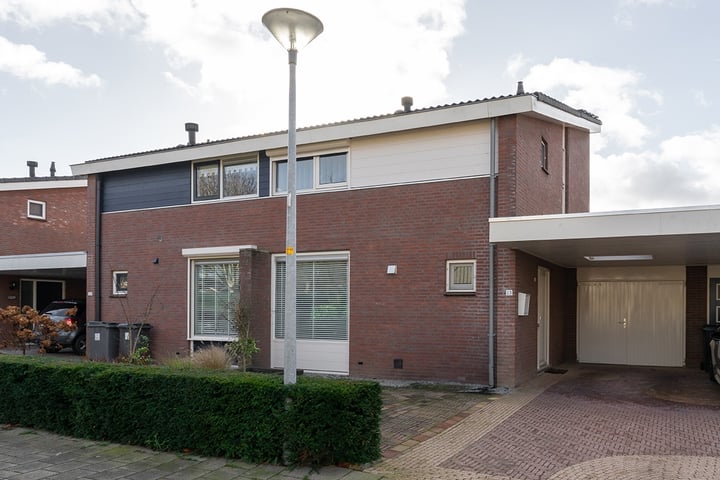 Hoge Zandsestraat 23 in Haalderen foto