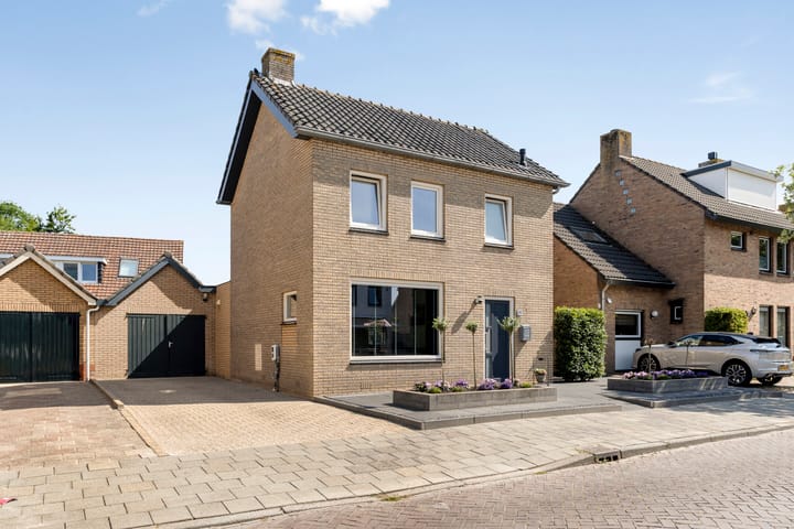 Hoge Zijde 74 in Bavel foto